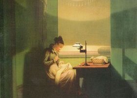 Jeune femme cousant à la lumière d'une lampe